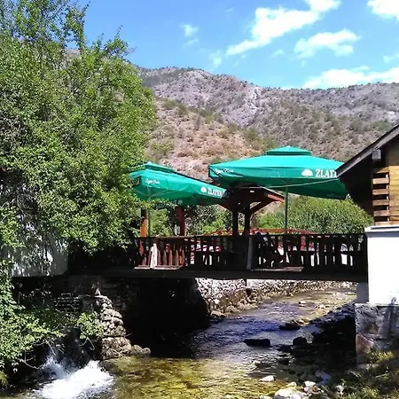 Restoran Ciflik Makedonski Brod