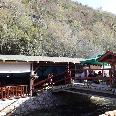 מלון Restoran Ciflik *