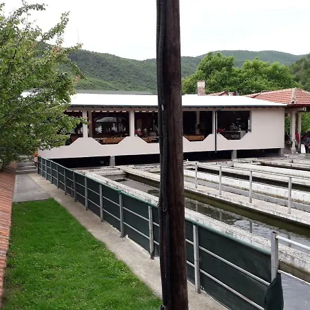 Restoran Ciflik * Makedonski Brod